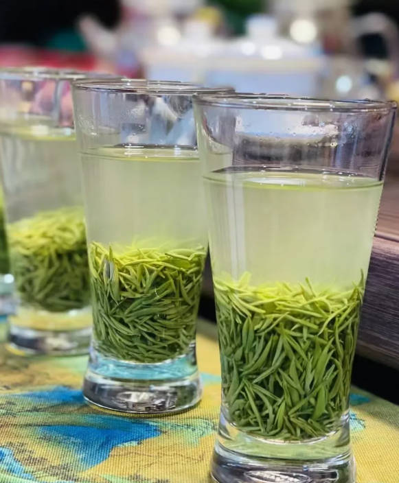 3 cups of Mao Jian tea